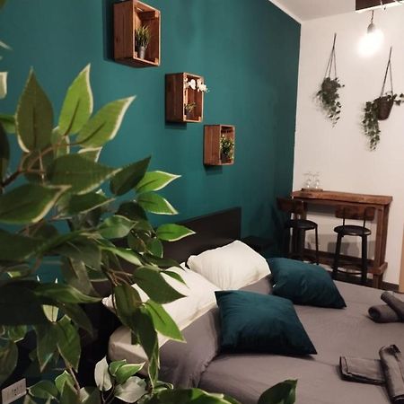 Al Civico 15 Apartment Salerno Buitenkant foto